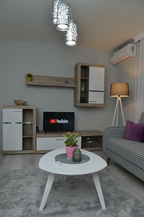 Apartman Filip Novi Pazar Exterior foto